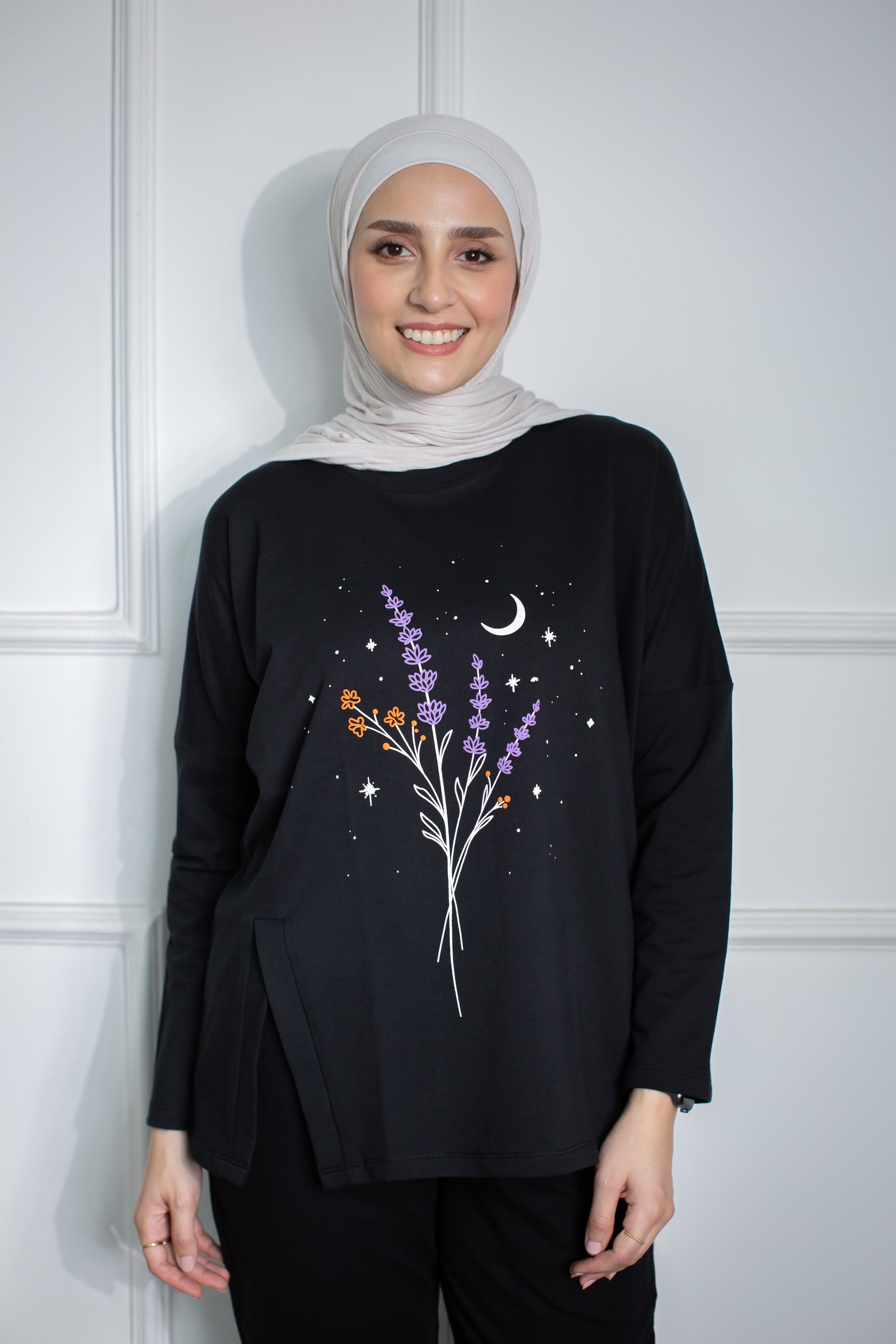 Floral black sweatshirt