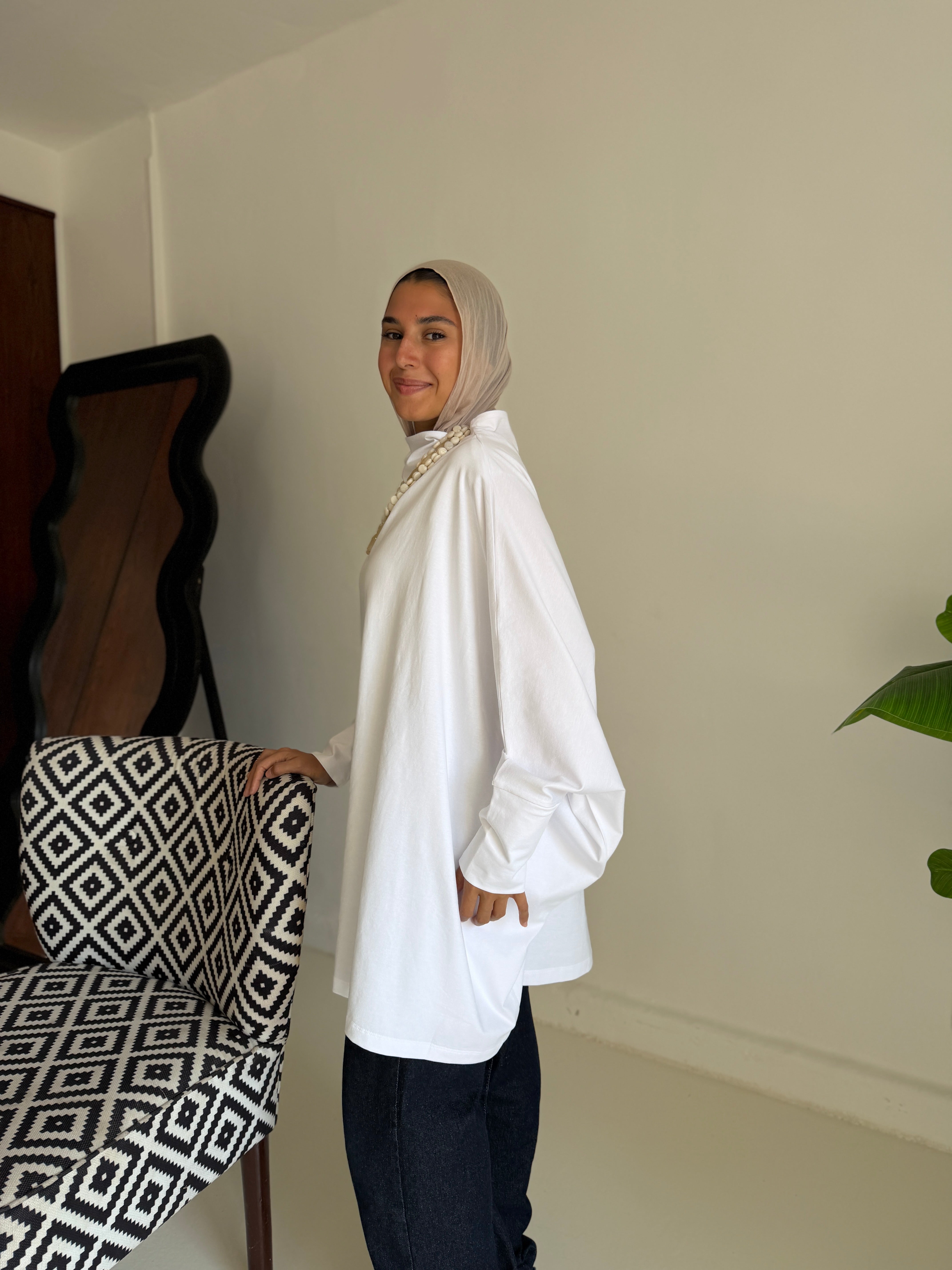 Timeless Oversized Tee - white