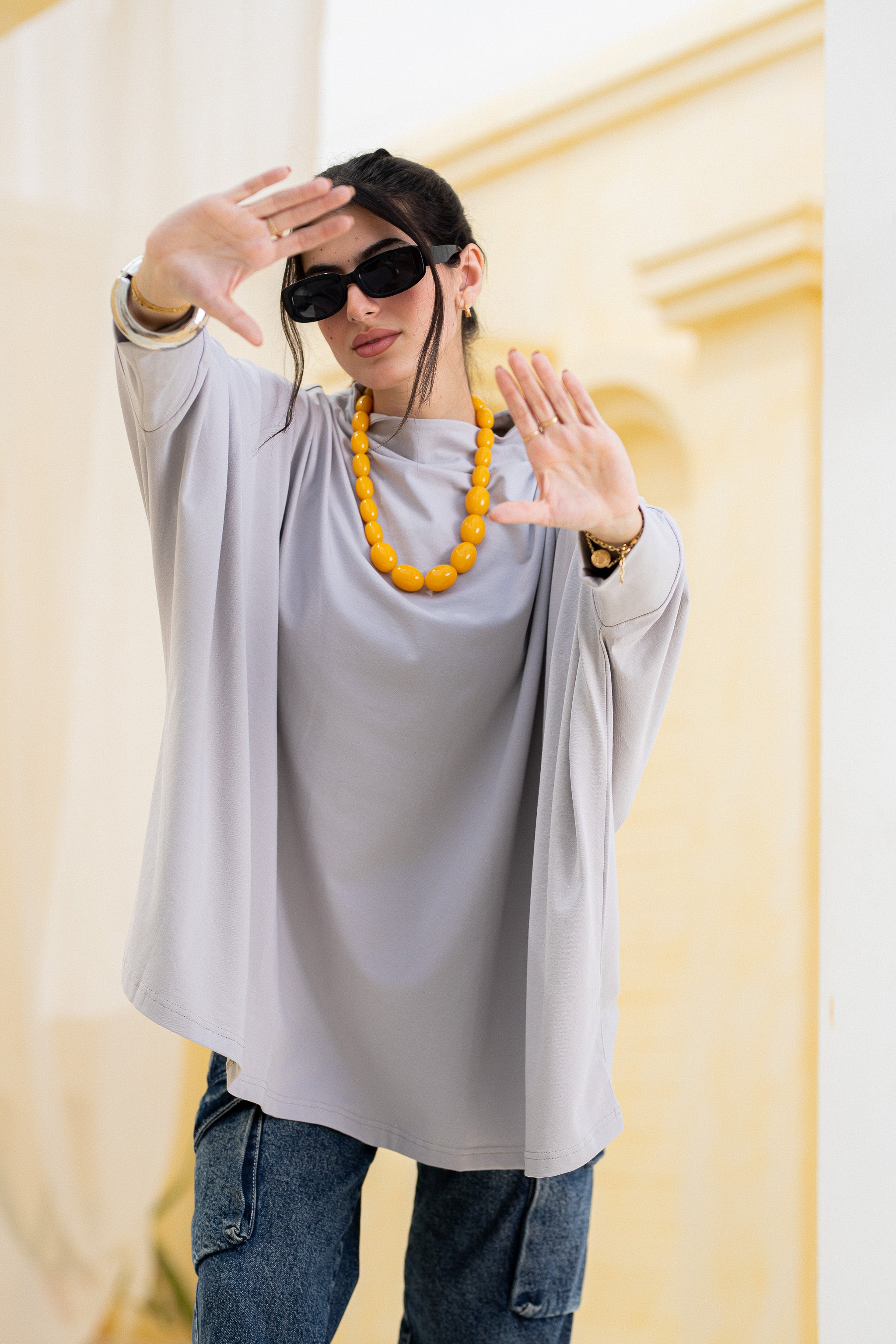 Timeless Oversized Tee -Light gray