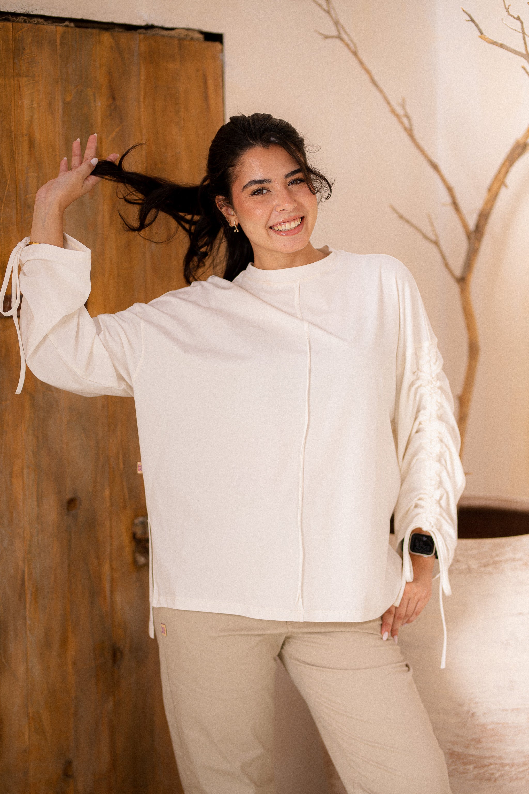 Graceful Ruffle T-shirt- off white