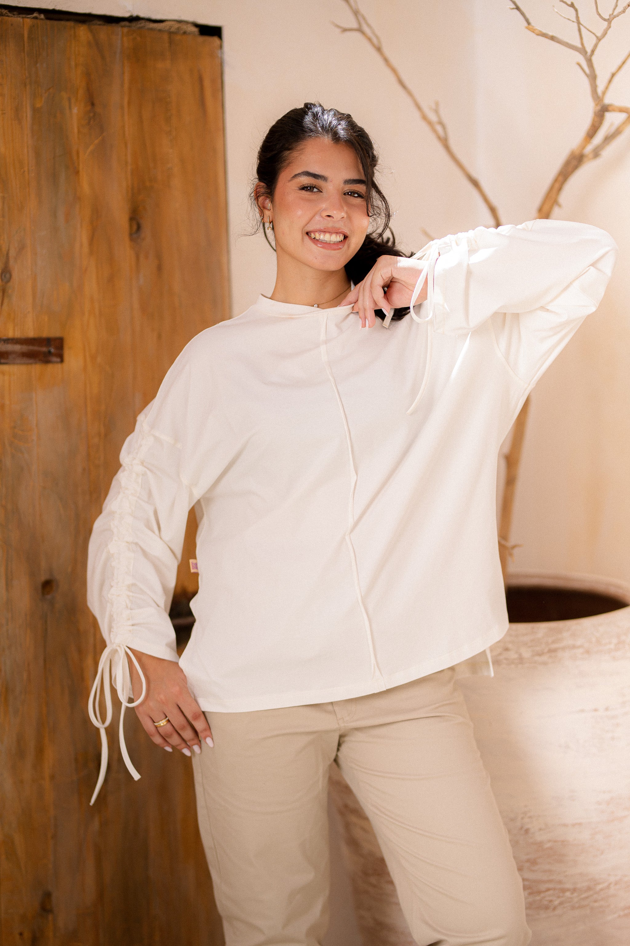 Graceful Ruffle T-shirt- off white