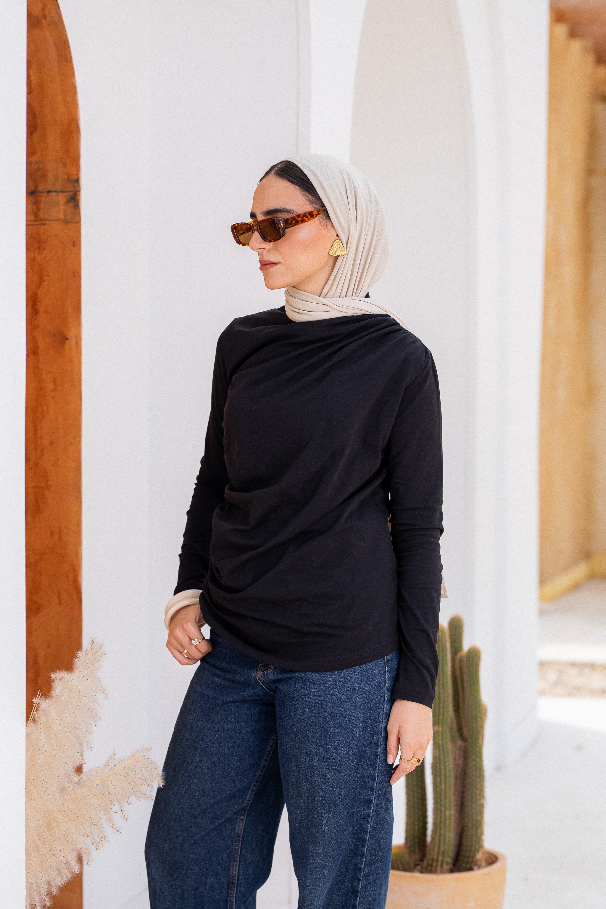 draping tee-Black