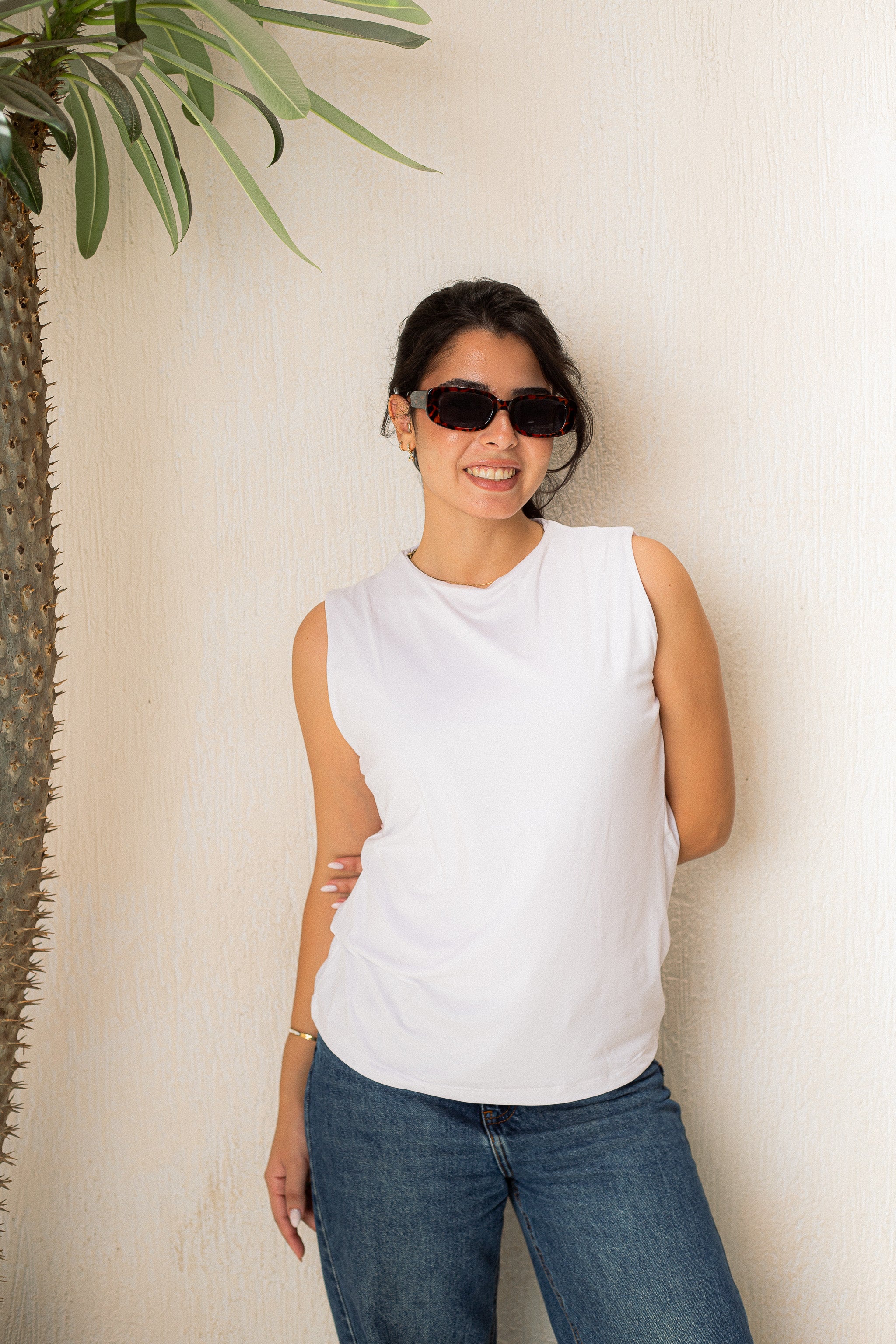 Plain Basic Top-white