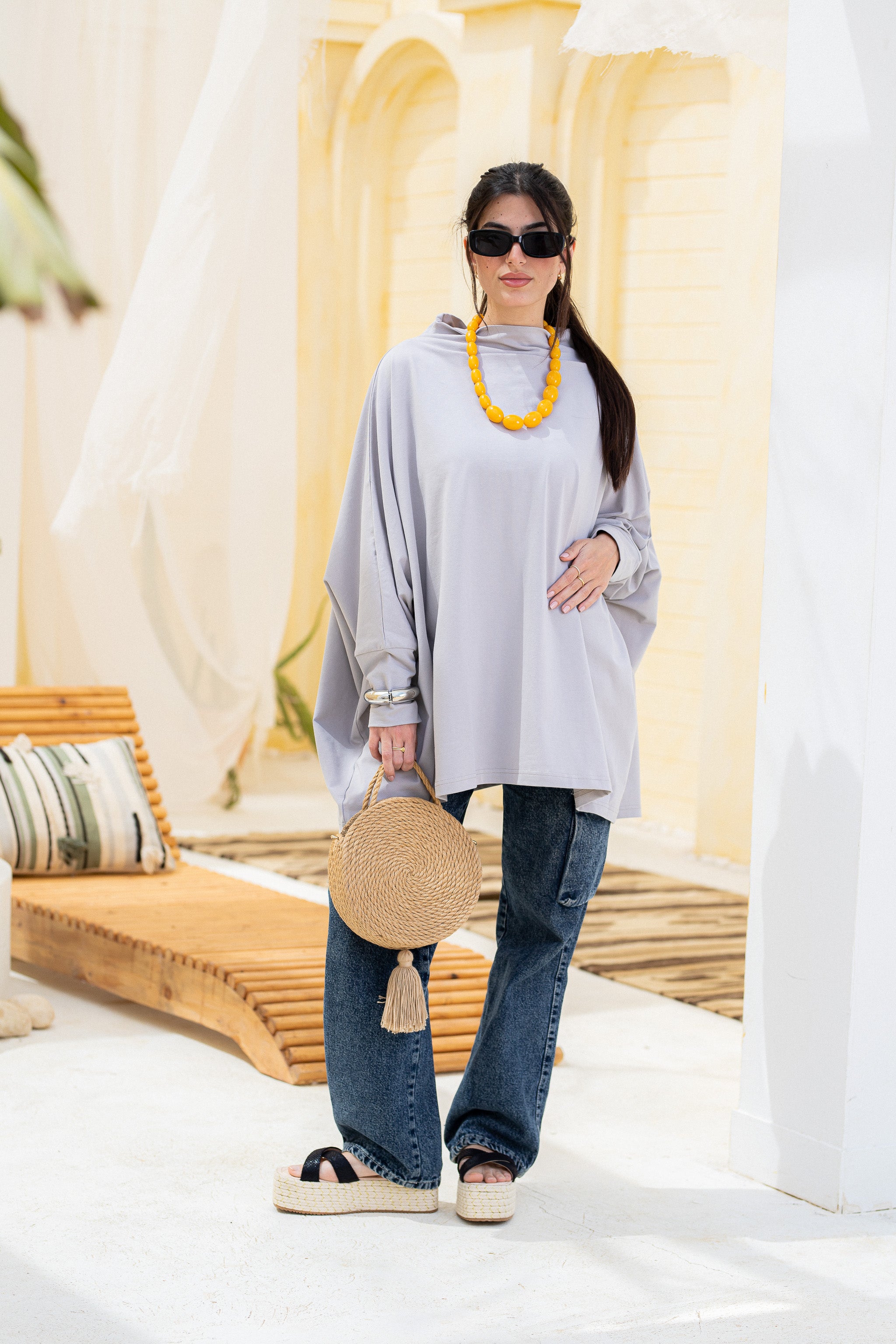 Timeless Oversized Tee -Light gray