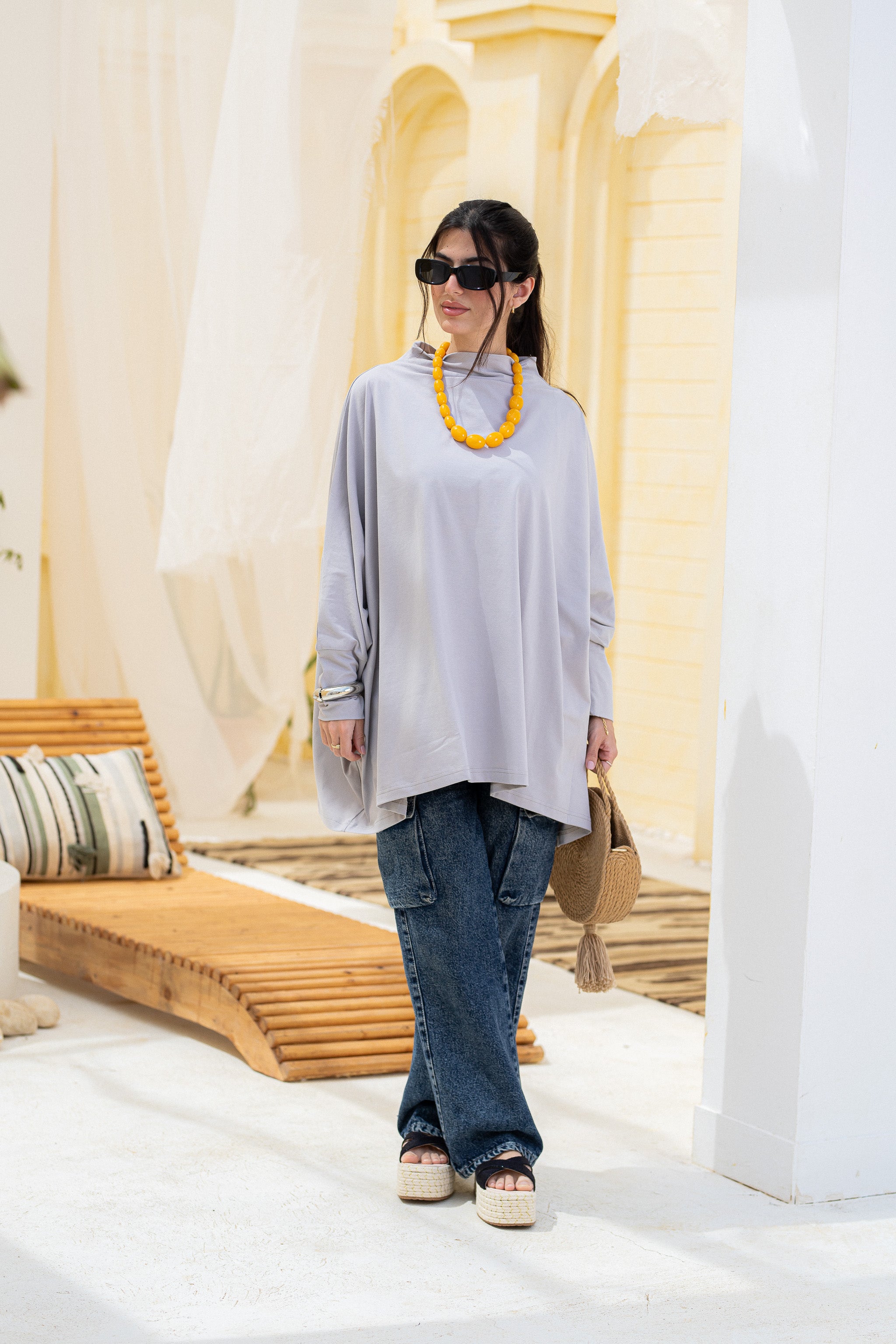 Timeless Oversized Tee -Light gray
